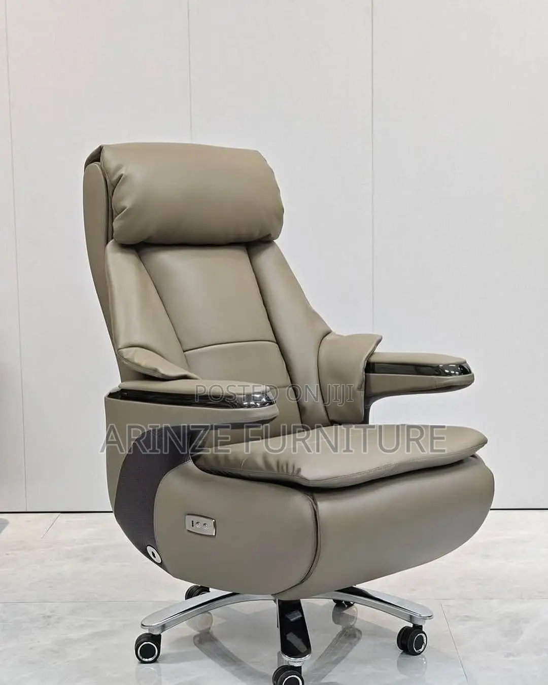 High-Quality Executive Chair