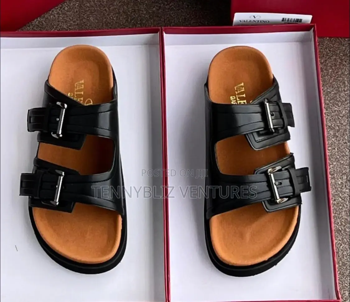 Ultra-Quality Most Wanted Latest Valentino Slides