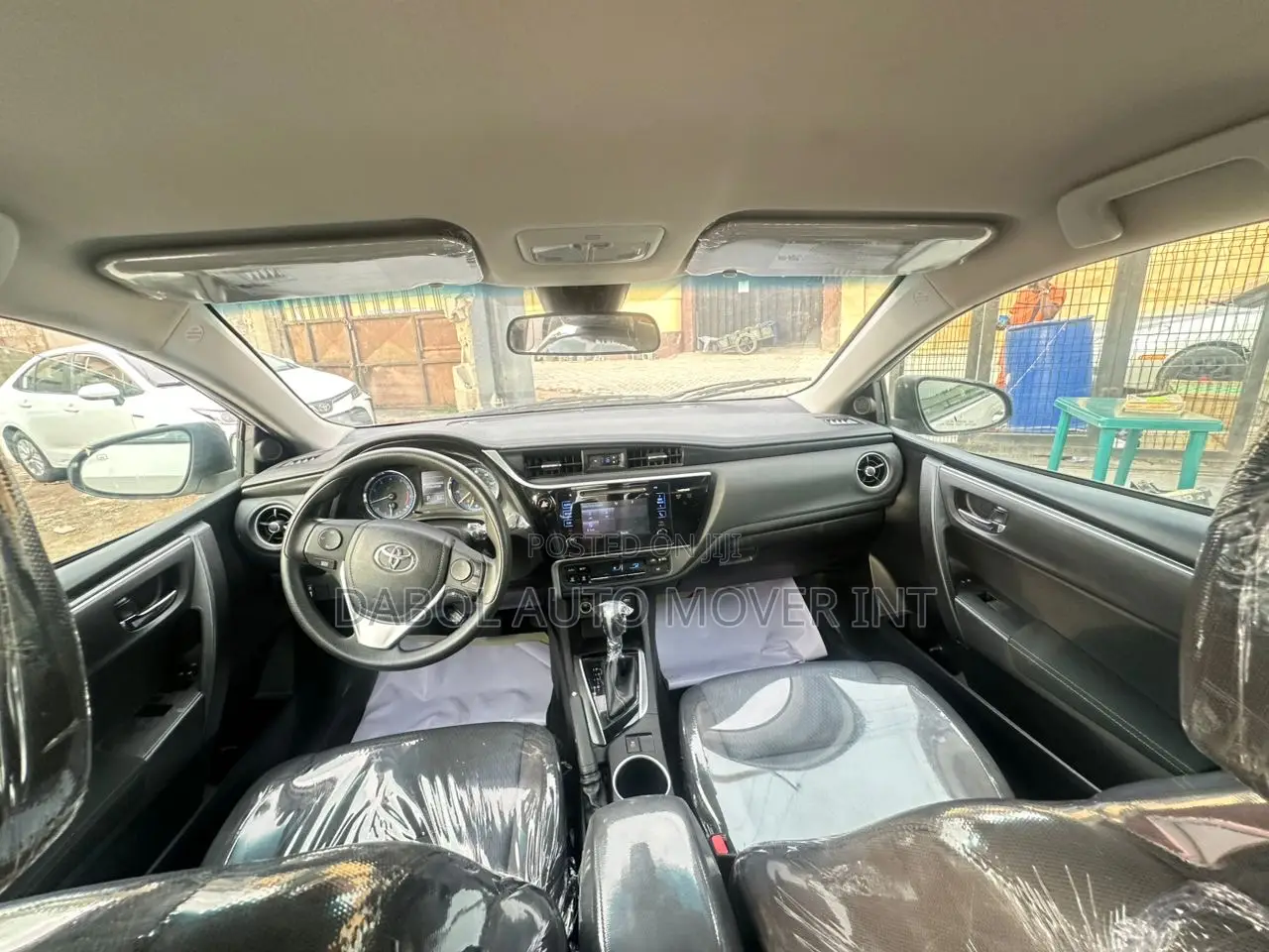Toyota Corolla LE ECO 4dr Sedan (1.8L 4cyl CVT) 2017 Silver