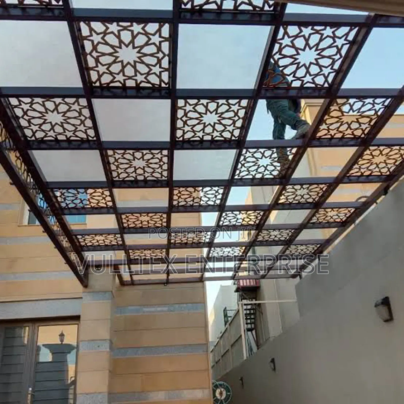 Skylight/Laser Cut Panels Roof Pergola