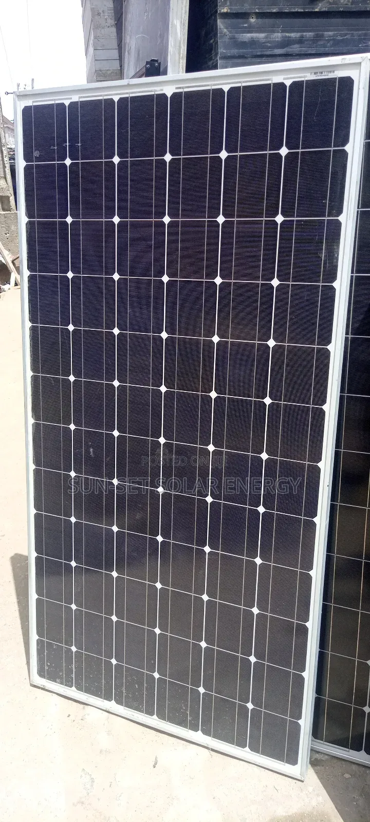 Jinko London Used Panels 230w 72 Cells With 15yrs Warranty.