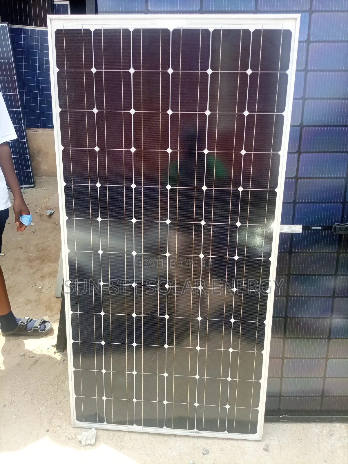 Jinko London Used Panels 230w 72 Cells With 15yrs Warranty.