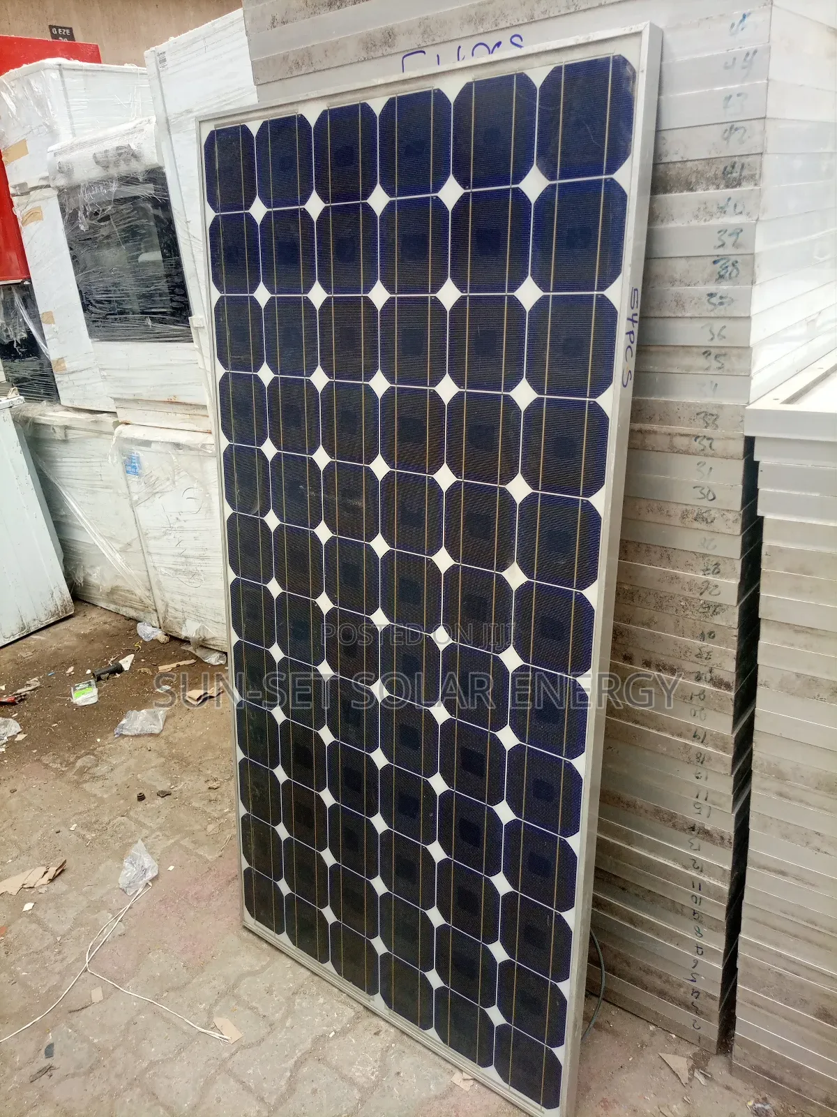 Jinko London Used Panels 230w 72 Cells With 15yrs Warranty.