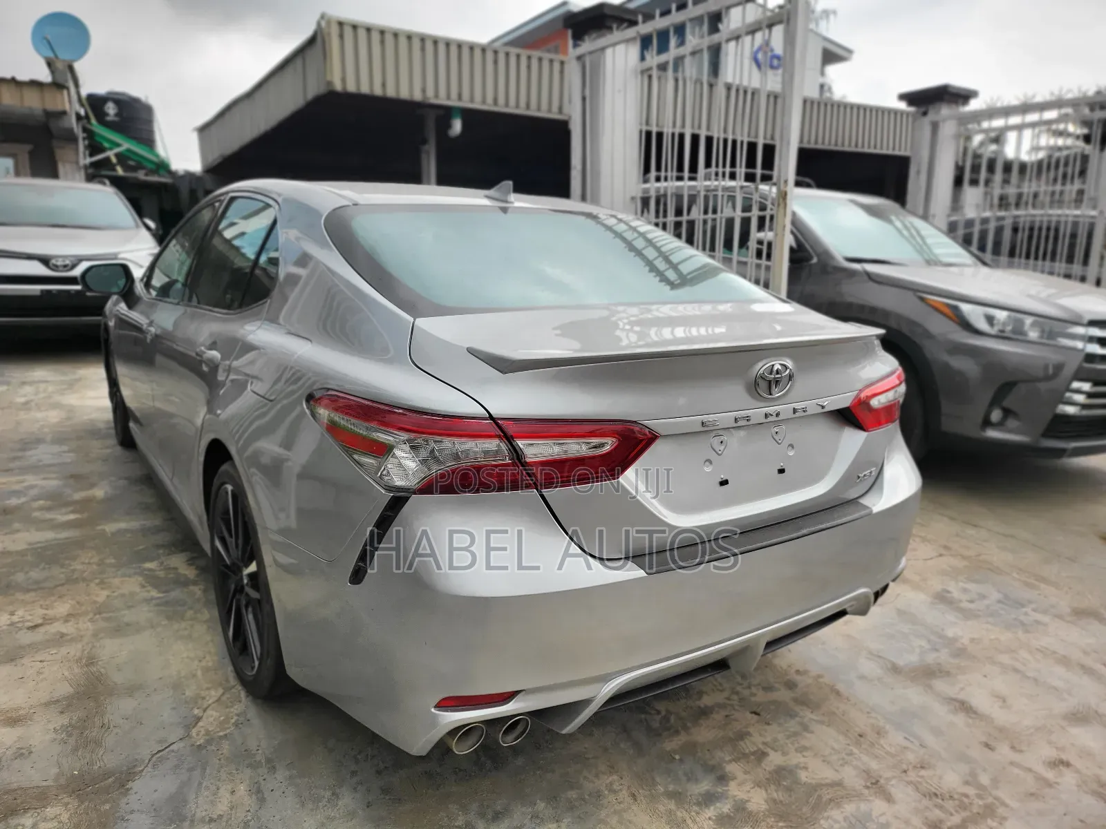 Toyota Camry XSE (2.5L 4cyl 8A) 2019 Silver