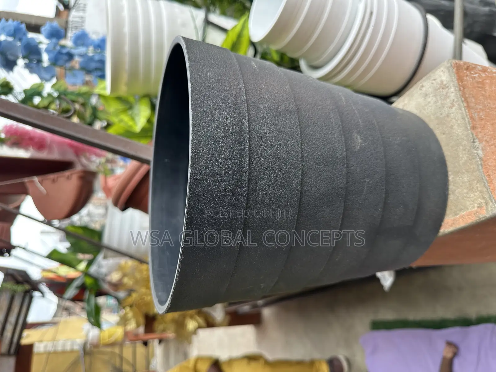 Round Lining Design Fiber Flower Vase