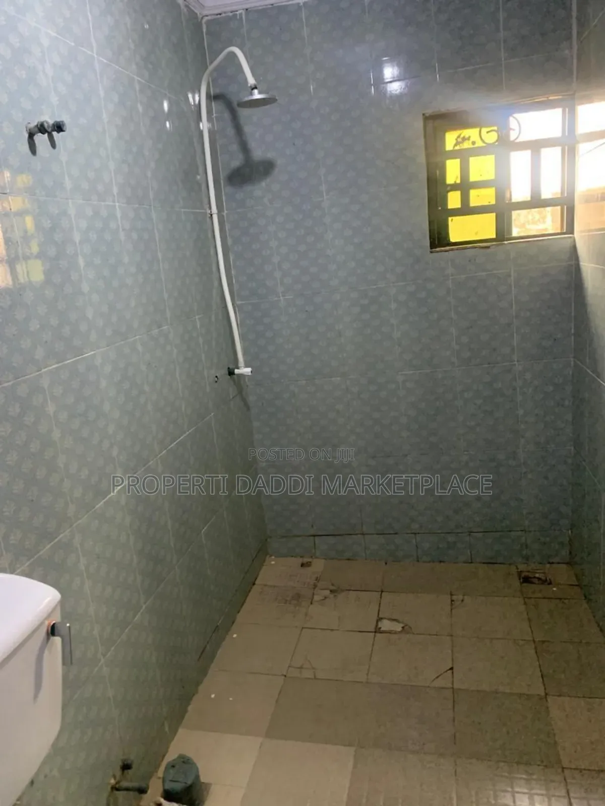 4bdrm Bungalow in Abiola Farms Estate, Ayobo for sale
