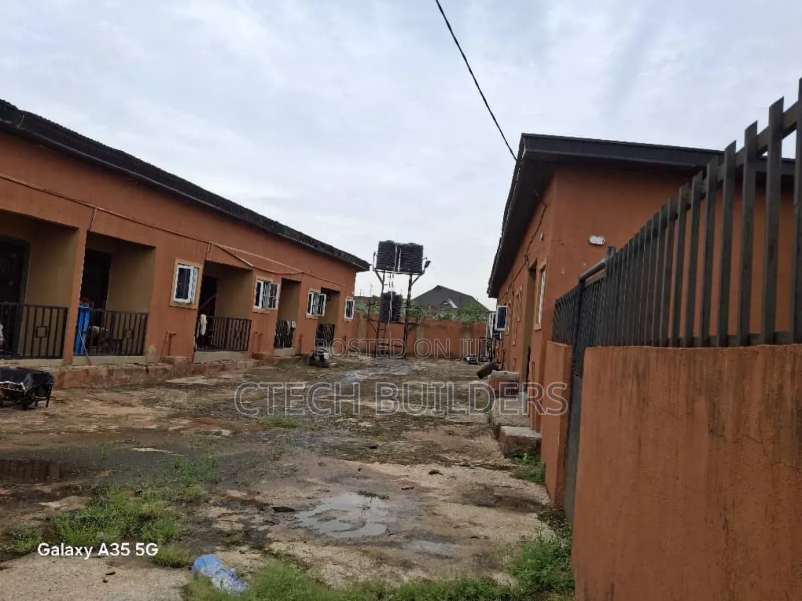 15bdrm Bungalow in Benin City for sale