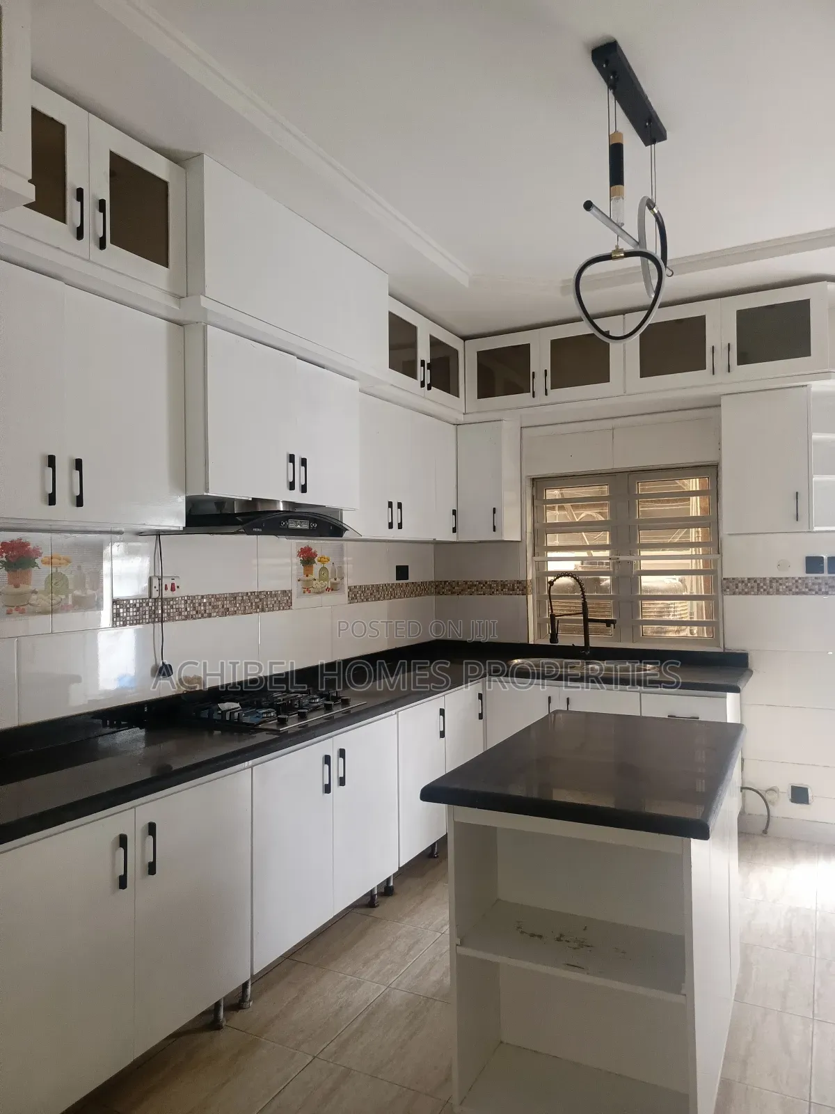 4bdrm Duplex in Chevron, Lekki Phase 2 for sale