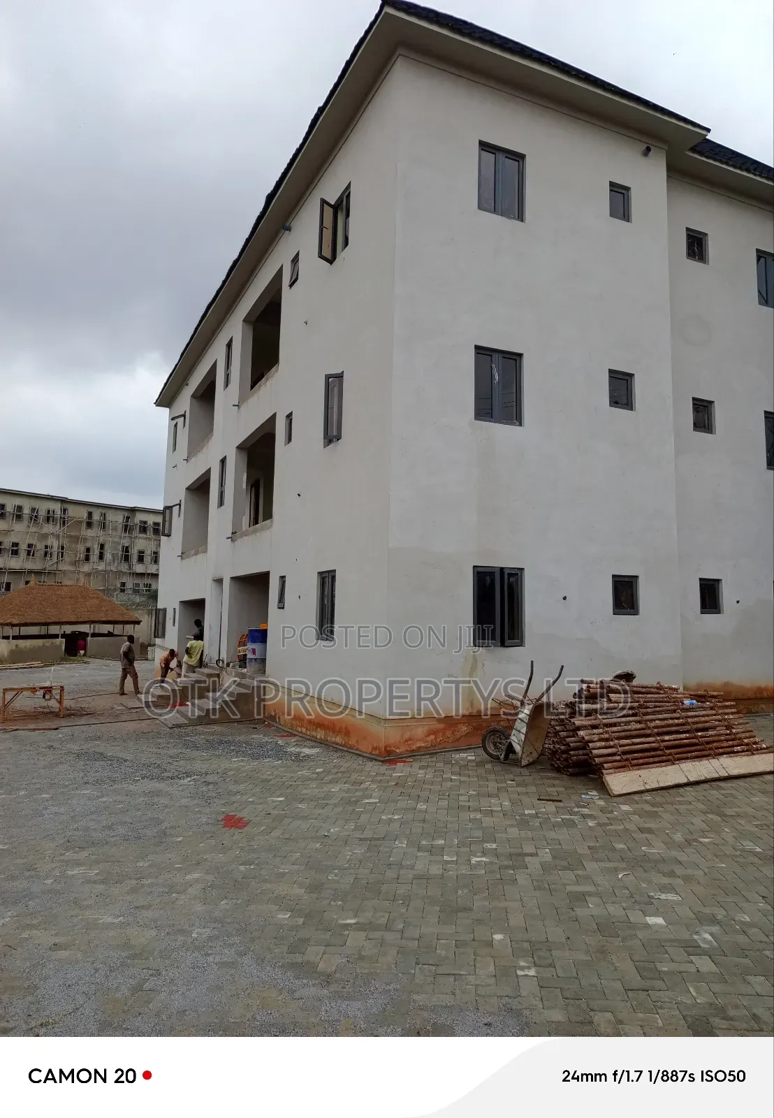 2bdrm Block of Flats in Fo1, Kubwa for rent