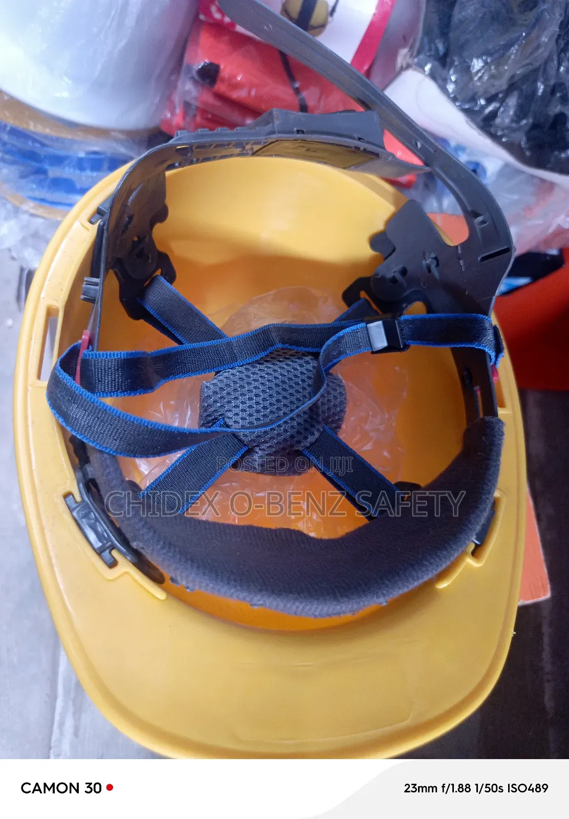 Ordinary V-guide Helmet