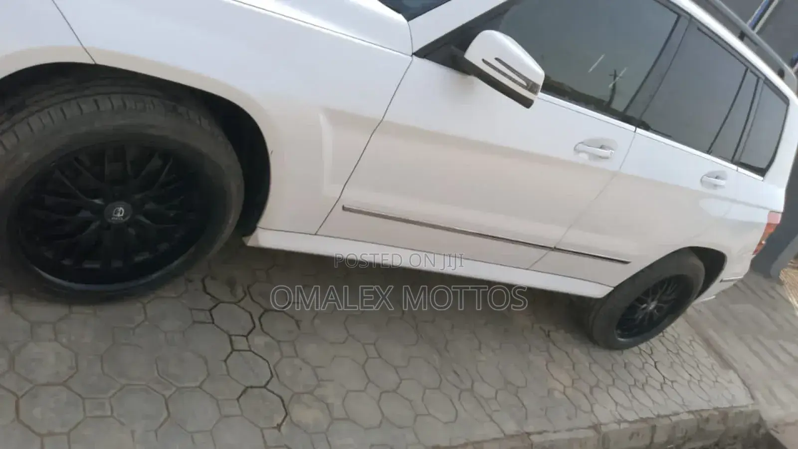 Mercedes-Benz GLK-Class 350 2011 White