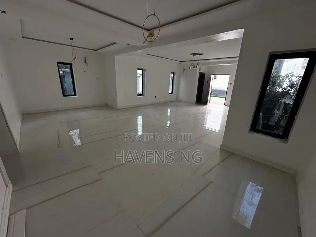 4bdrm Duplex in Jabi for sale
