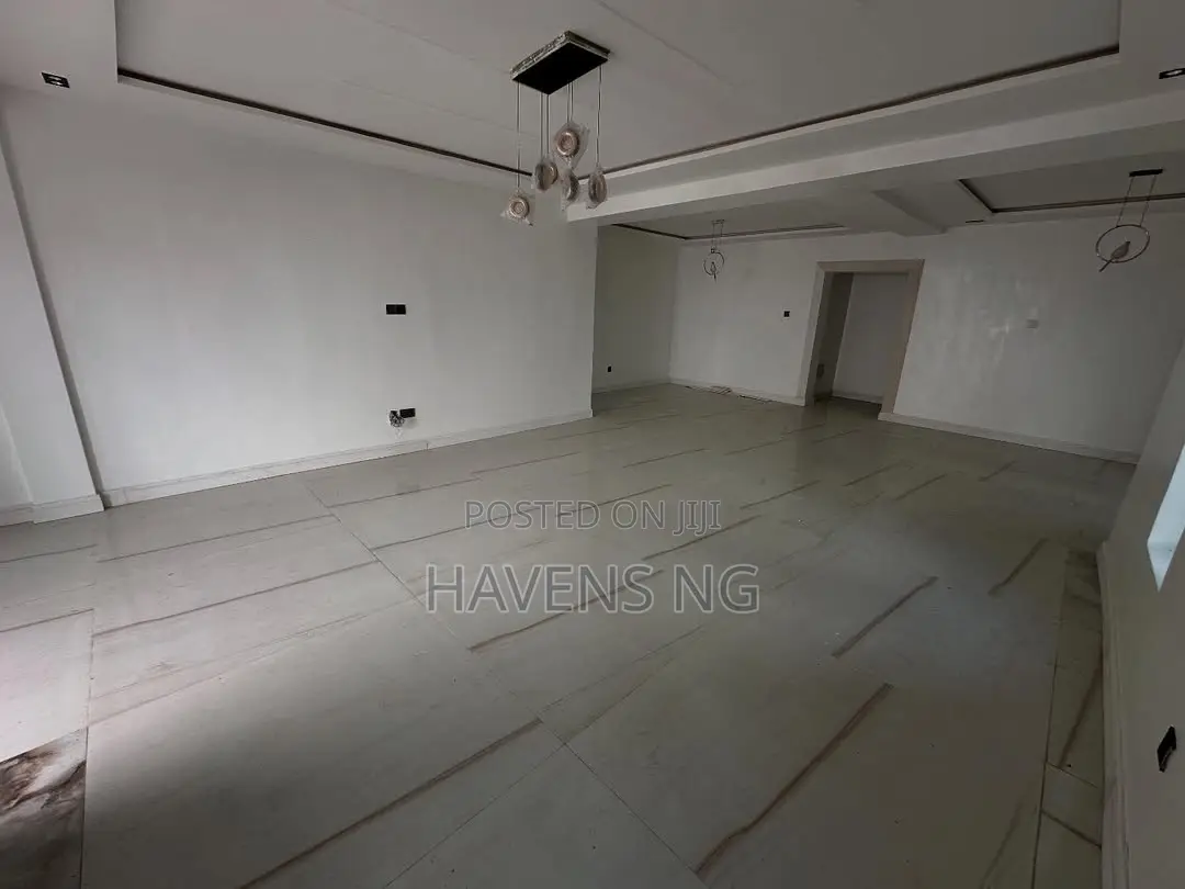 4bdrm Duplex in Jabi for sale