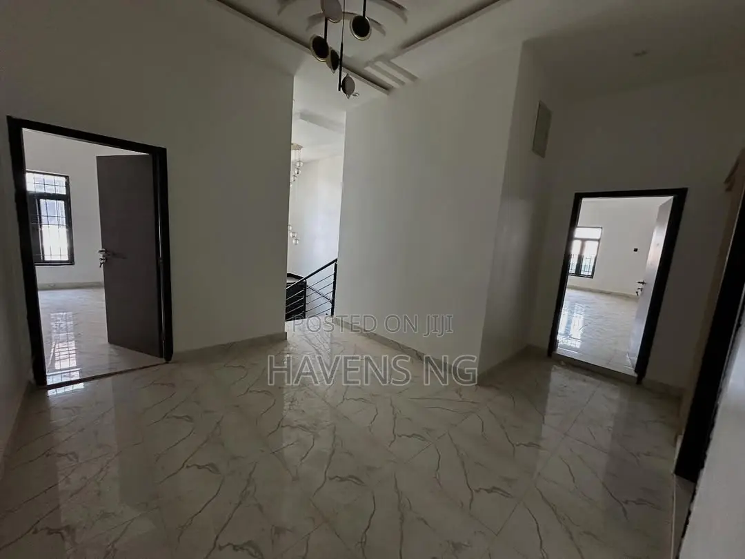 4bdrm Duplex in Galadimawa for sale