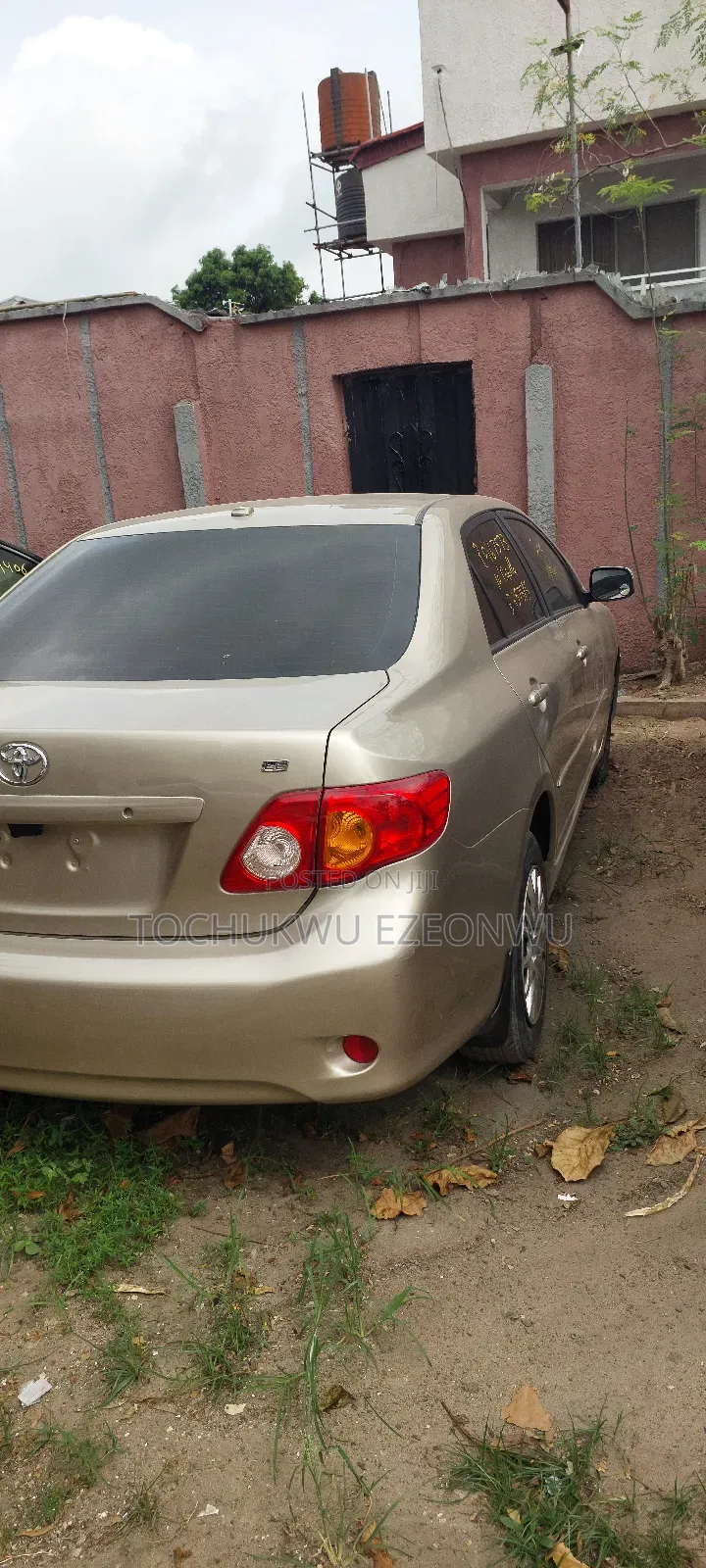 Toyota Corolla XLE 4dr Sedan (1.8L 4cyl 4A) 2010 Gold