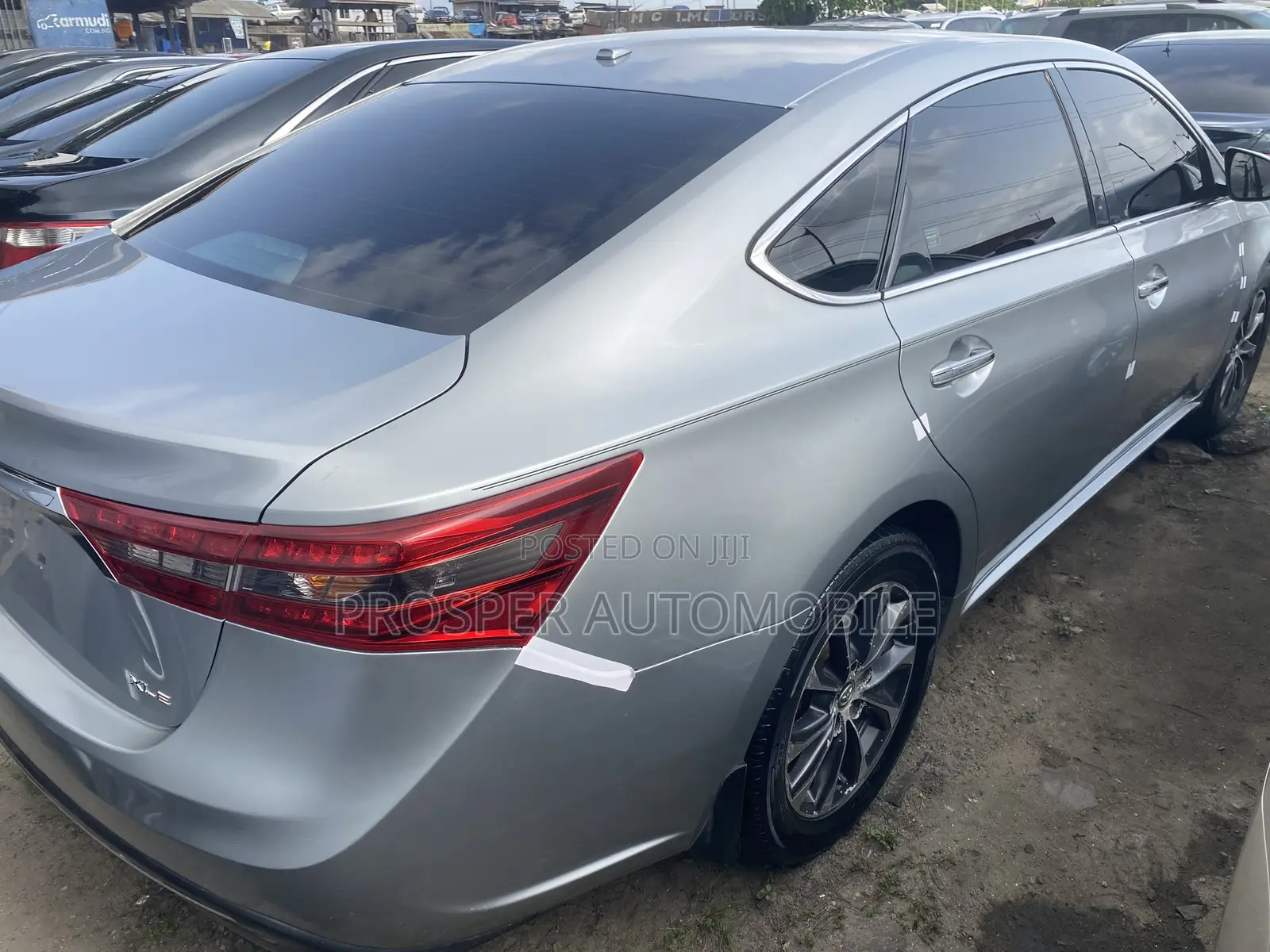 Toyota Avalon XLE FWDSedan (3.6L 6cyl 6A) 2016 Silver