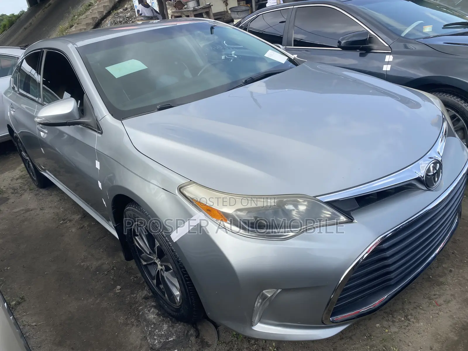 Toyota Avalon XLE FWDSedan (3.6L 6cyl 6A) 2016 Silver