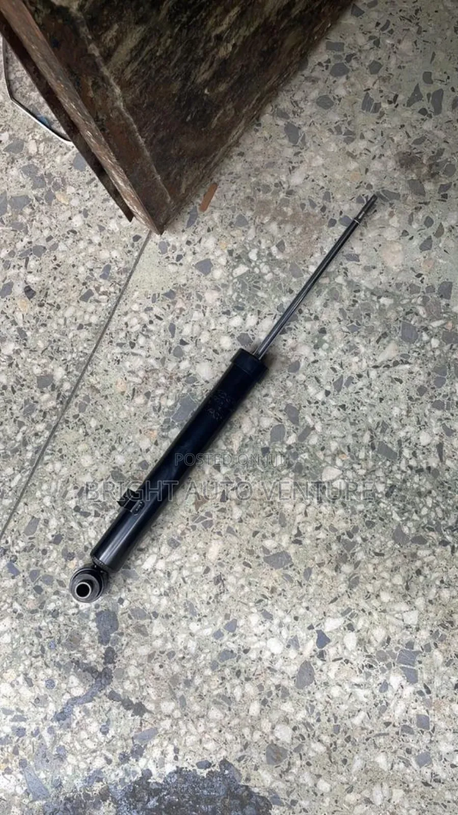 Back Shock Hyundai Genesis