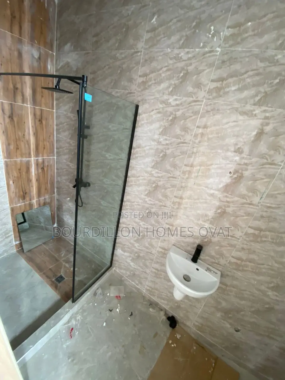 2bdrm Apartment in Ikota for sale