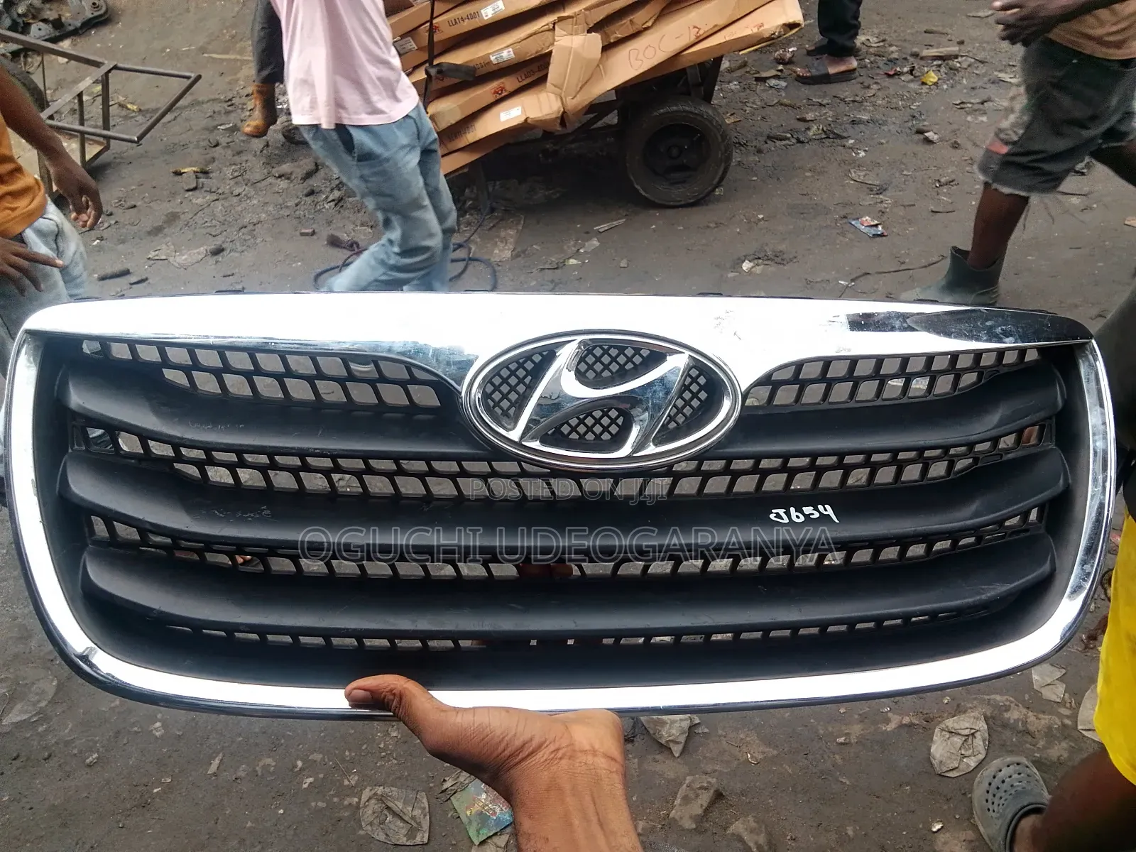 Front Grille for Hyundai Santa Fe 2010