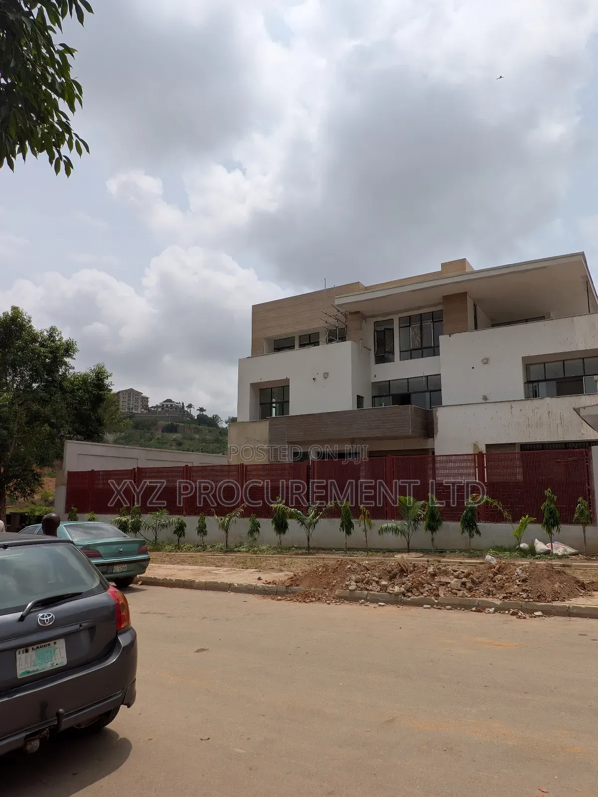 7bdrm Mansion in Maitama for sale