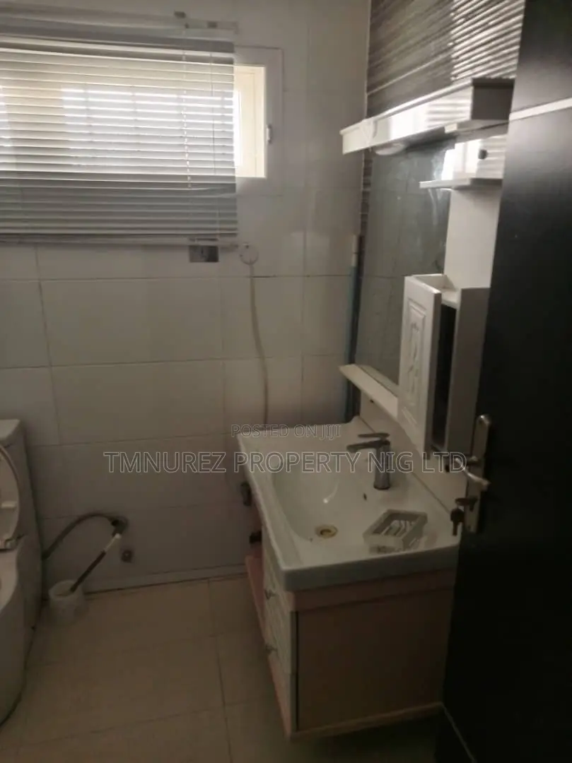 Furnished 4bdrm Maisonette in Chevron, Lekki for rent