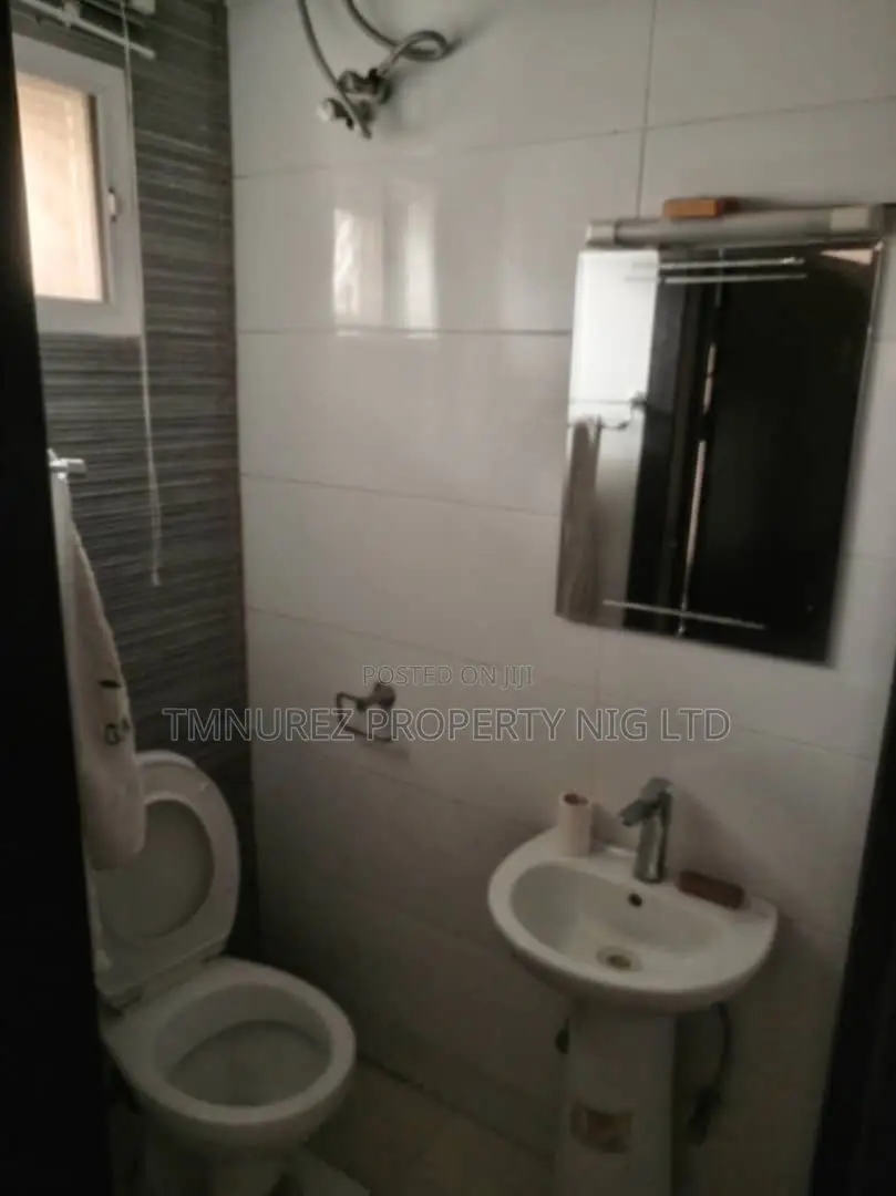 Furnished 4bdrm Maisonette in Chevron, Lekki for rent