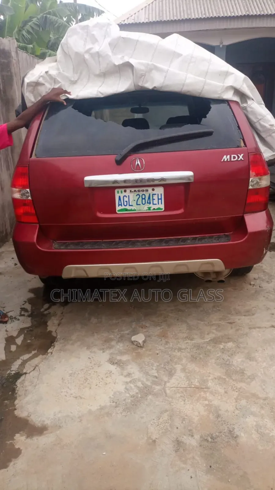 Acura MDX 2005 Back Glass We Deliver and Install