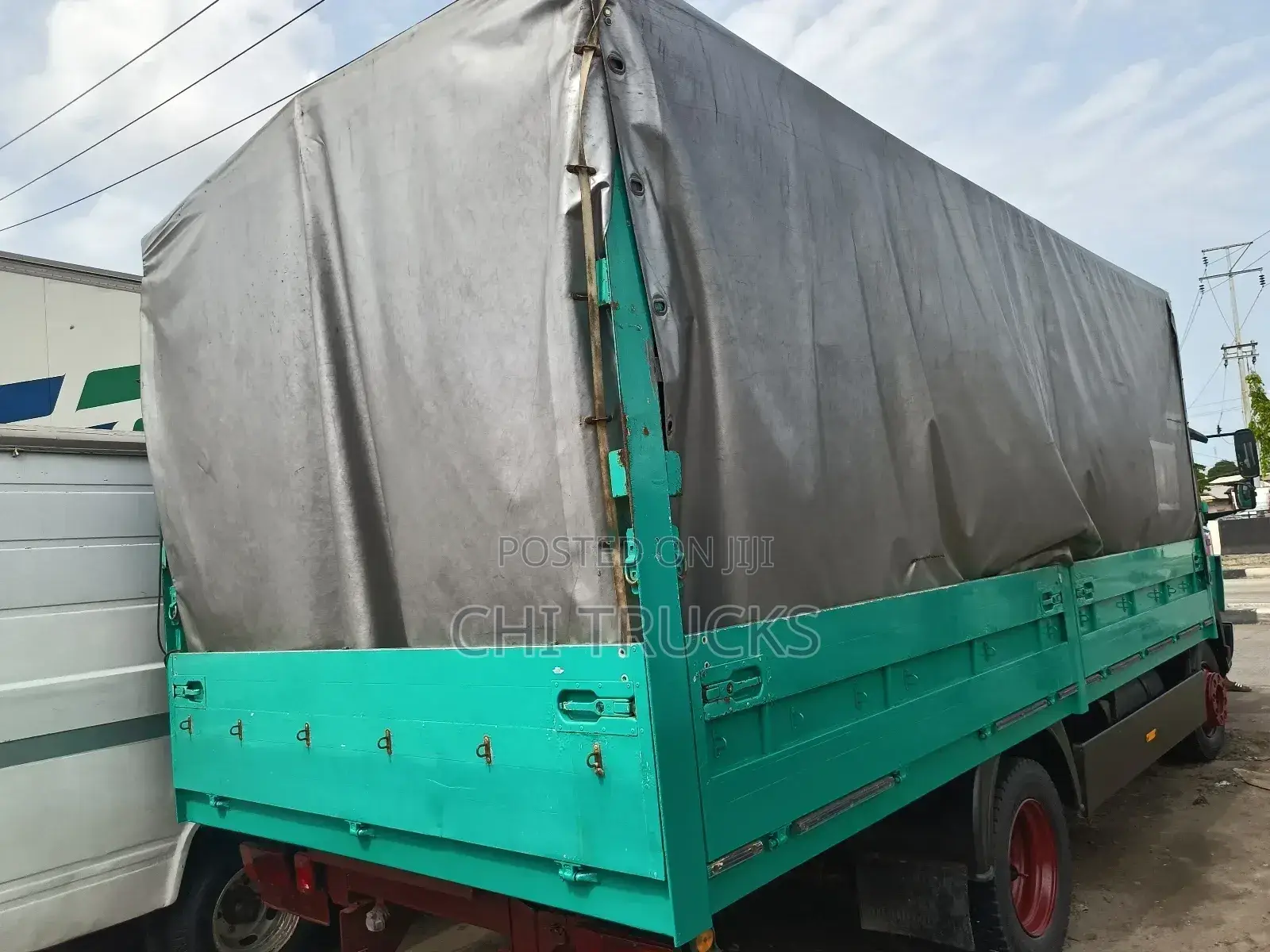 Mercedes Benz 1114 Tarpaulin Truck