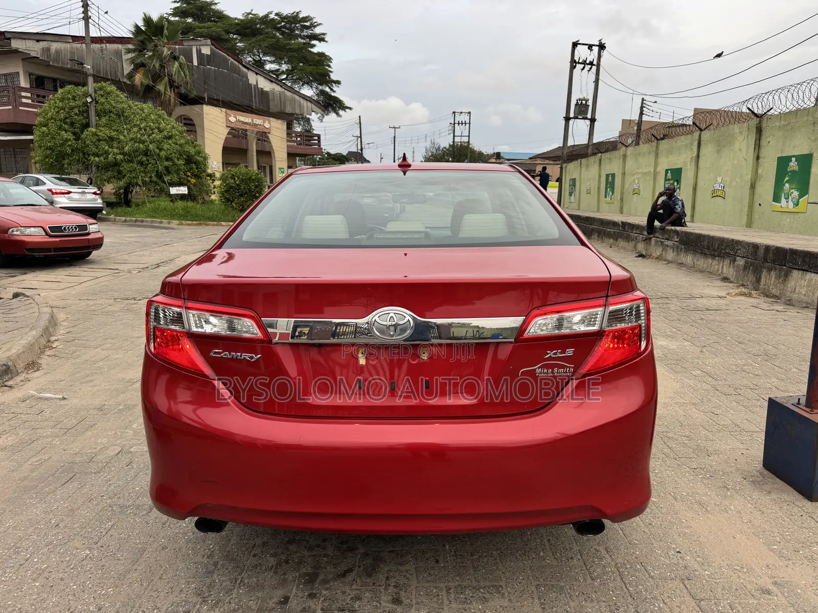 Toyota Camry XLE V6 4dr Sedan (3.5L 6cyl 6A) 2012 Red