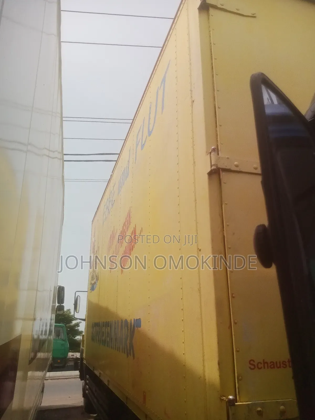 814 Mercedes Benz Container Body