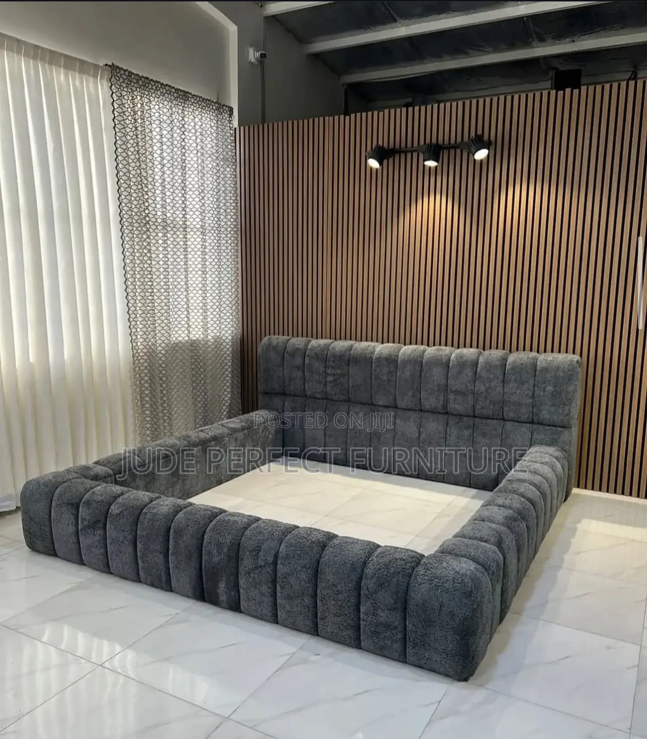 High Quality Family Size Padded Bed Frame