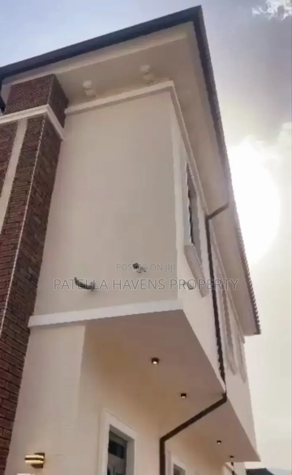 5bdrm Duplex in Gwarinpa for sale