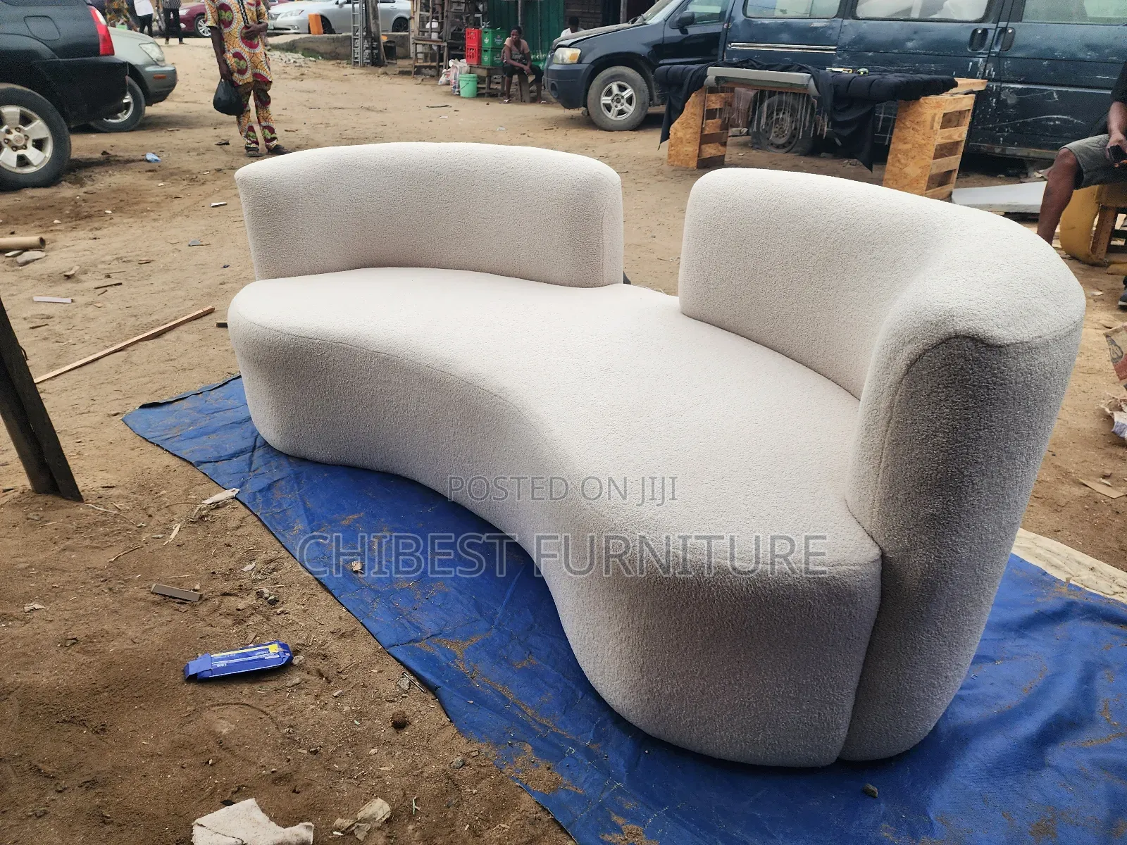 Ulphostery Padded Sofa Made With Quality Velvet Material