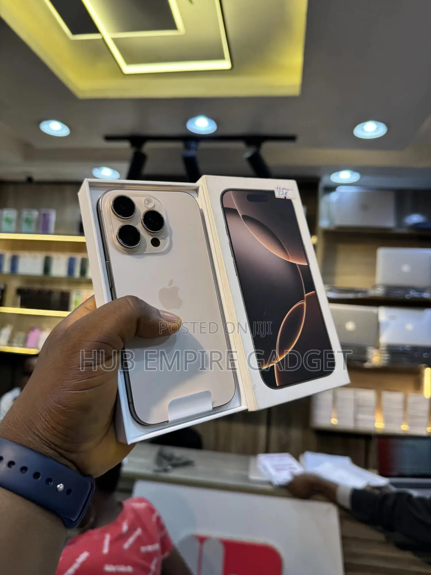 Apple iPhone 16 Pro 128 GB Gold