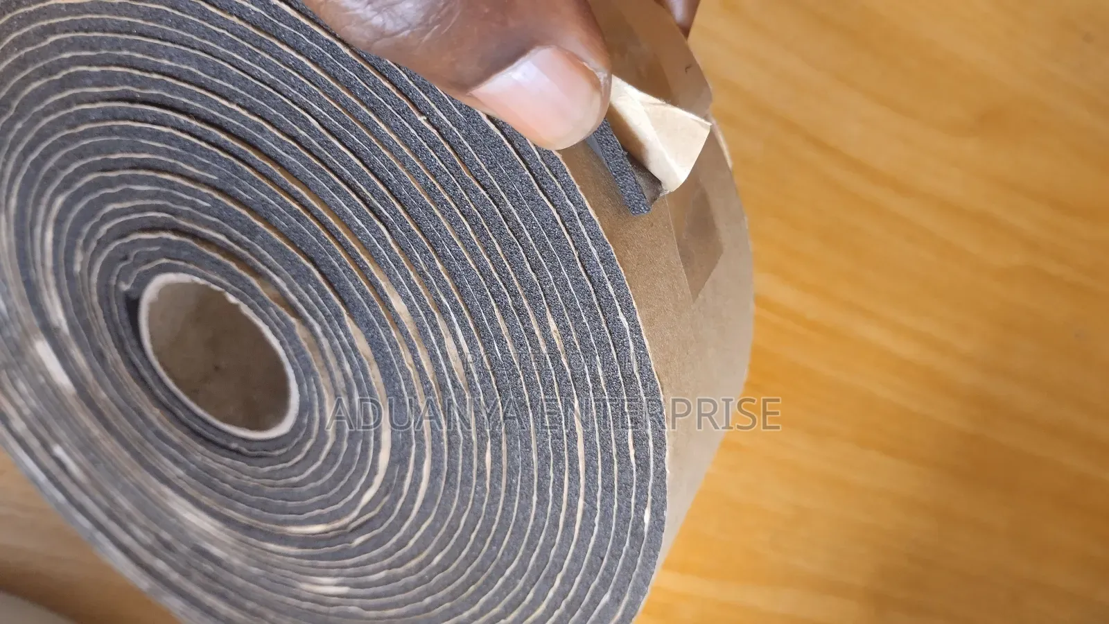 Epdm Neoprene Self -Adhesive Tape Insulation Gasket Door