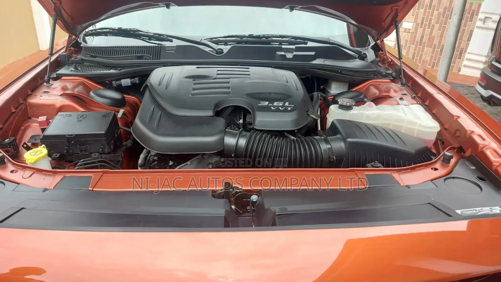 Dodge Challenger GT 2023 Orange