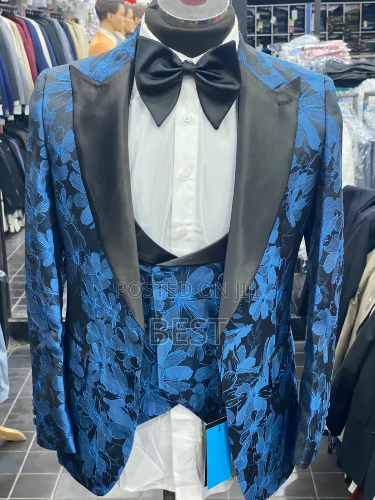 Flower Design Tuxedos Suit for Wedding and Others