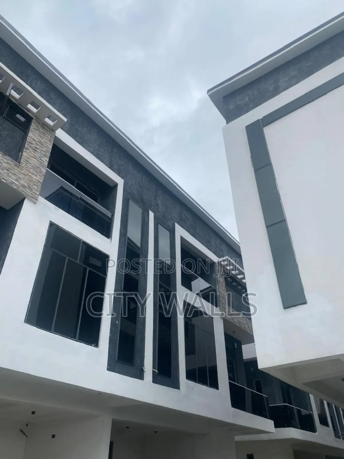 4bdrm Townhouse/Terrace in Abraham Adesanya for sale