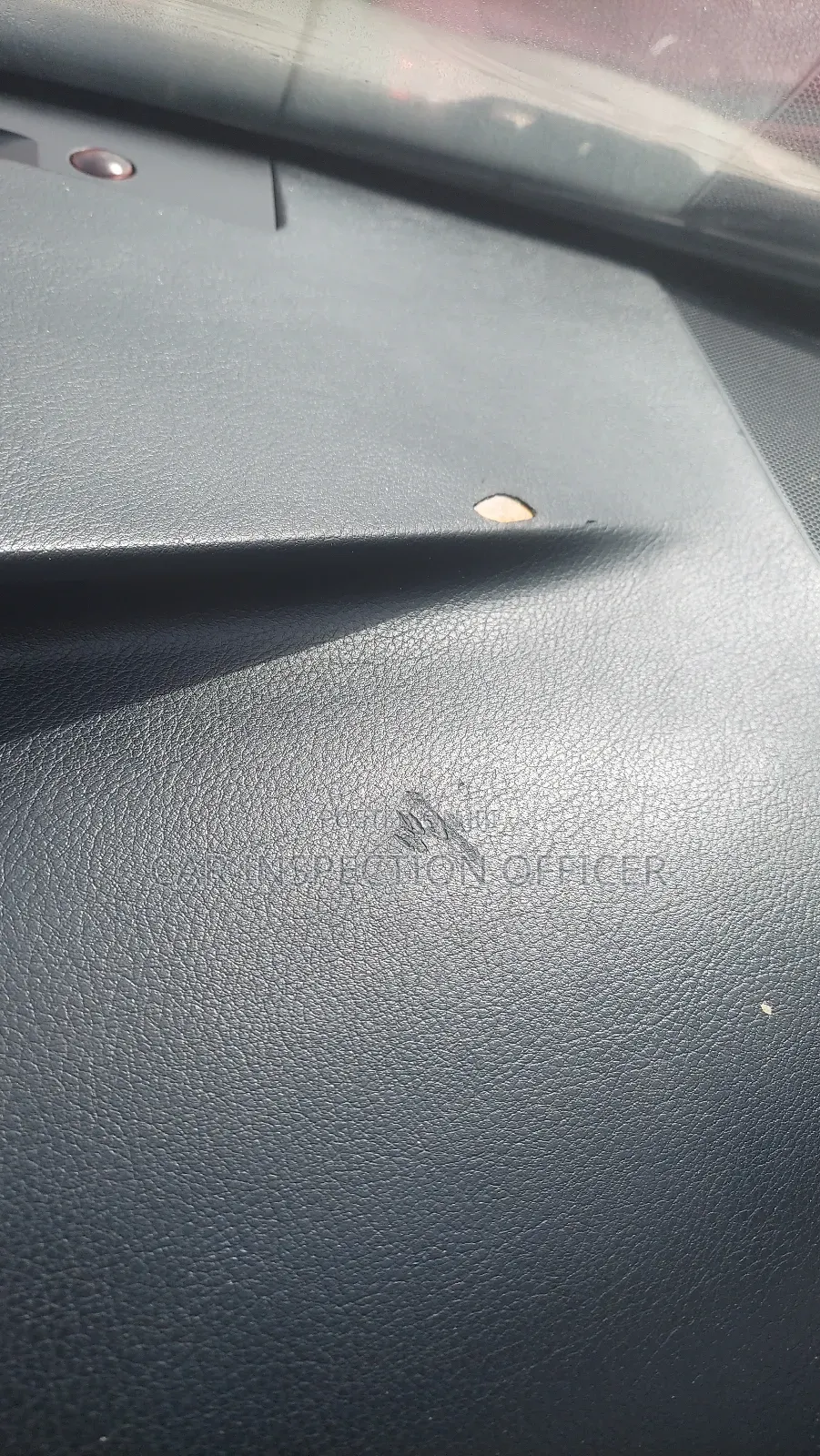Car Pre-Purchase Inspection Mechanic With Scanner Machine