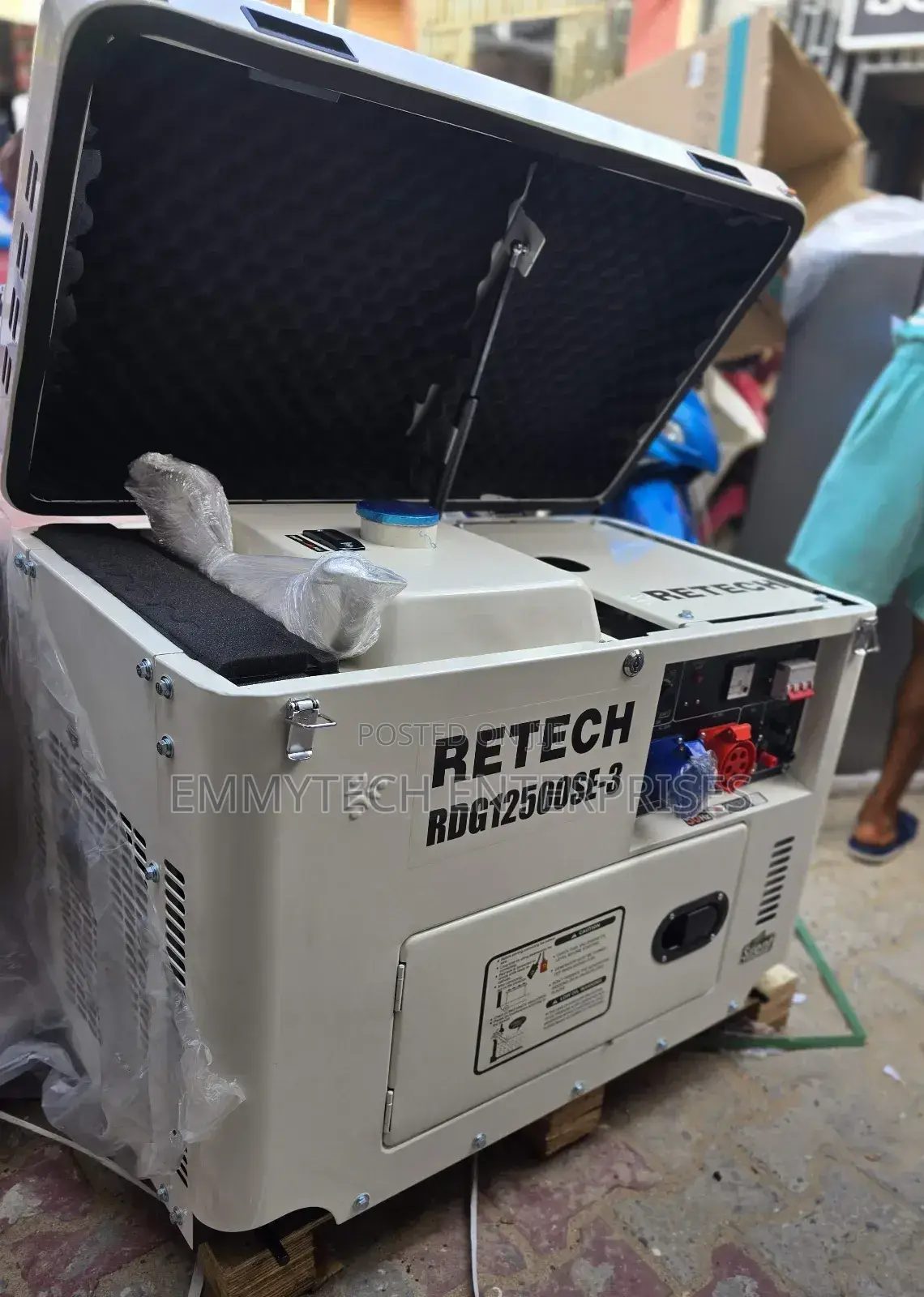 Brand New Retech 3phase Diesel Soundproof Gen 1year Wty 10.5