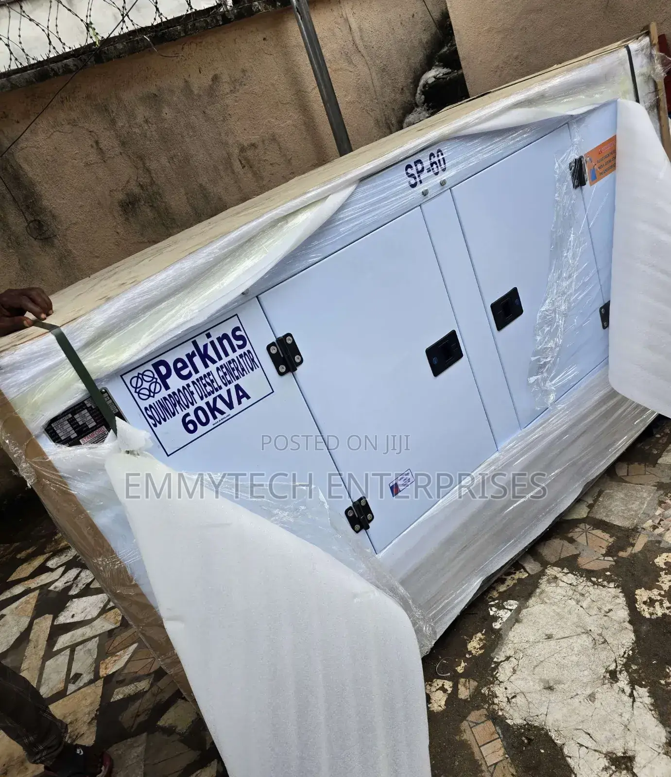 High Quality Sp60kva Perkins Diesel Soundproof Gen 2years