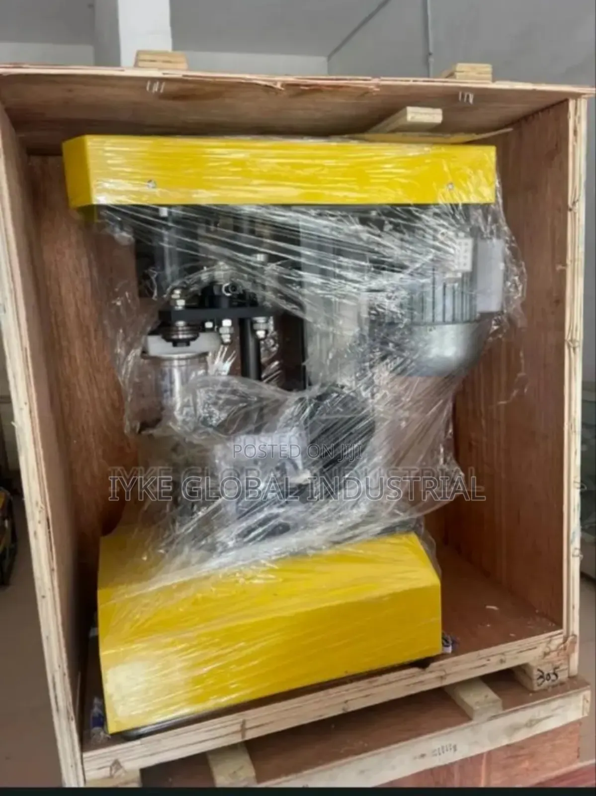 Can Sealing Machine
