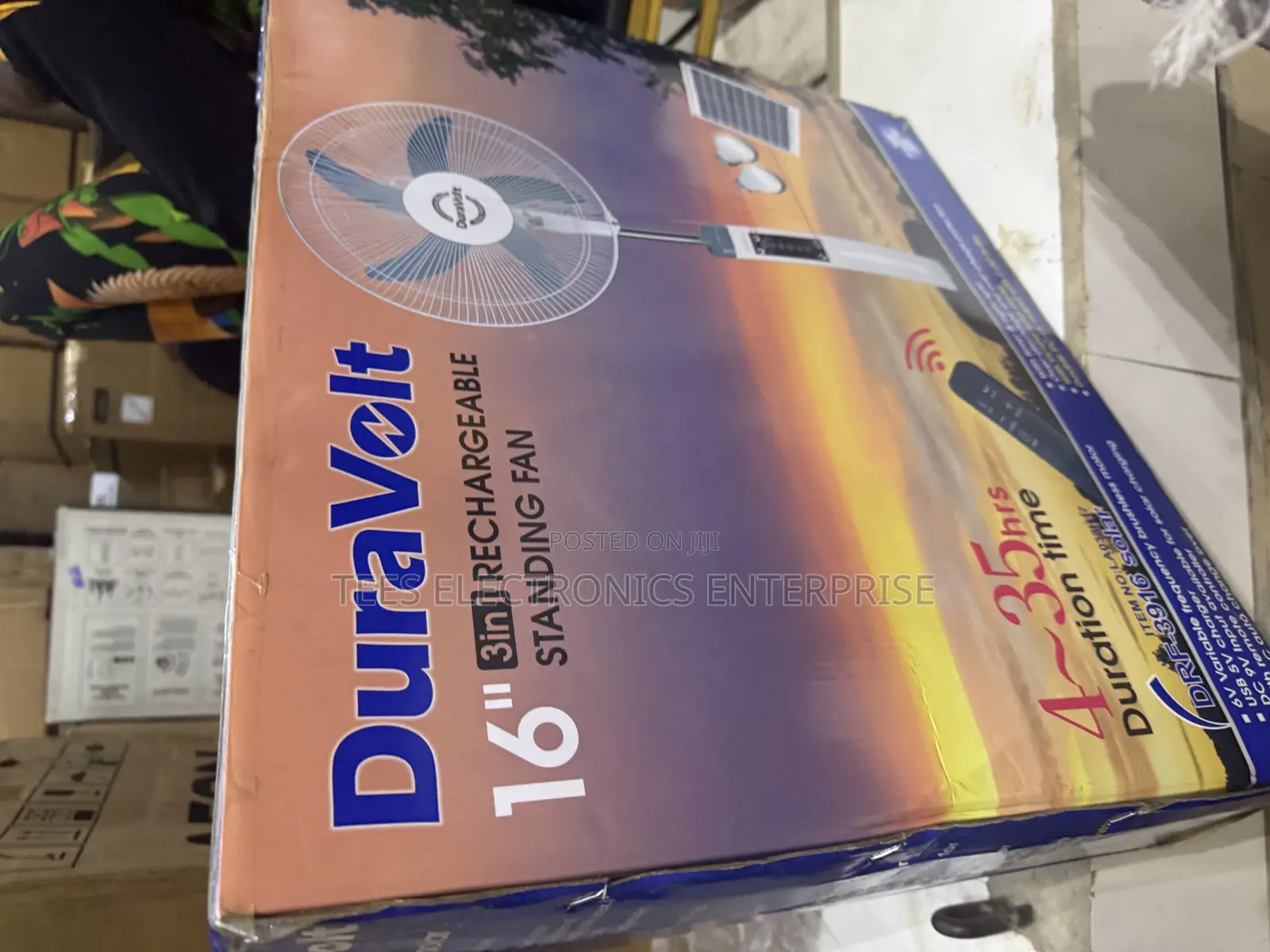 Duravolt 16 Inches 2-in-1 Ac And Dc Fan With Panel And Bulb