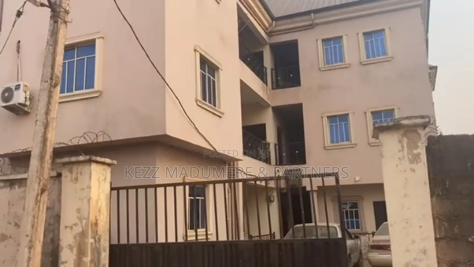 9bdrm Block of Flats in Emene Enugu Enugu for sale