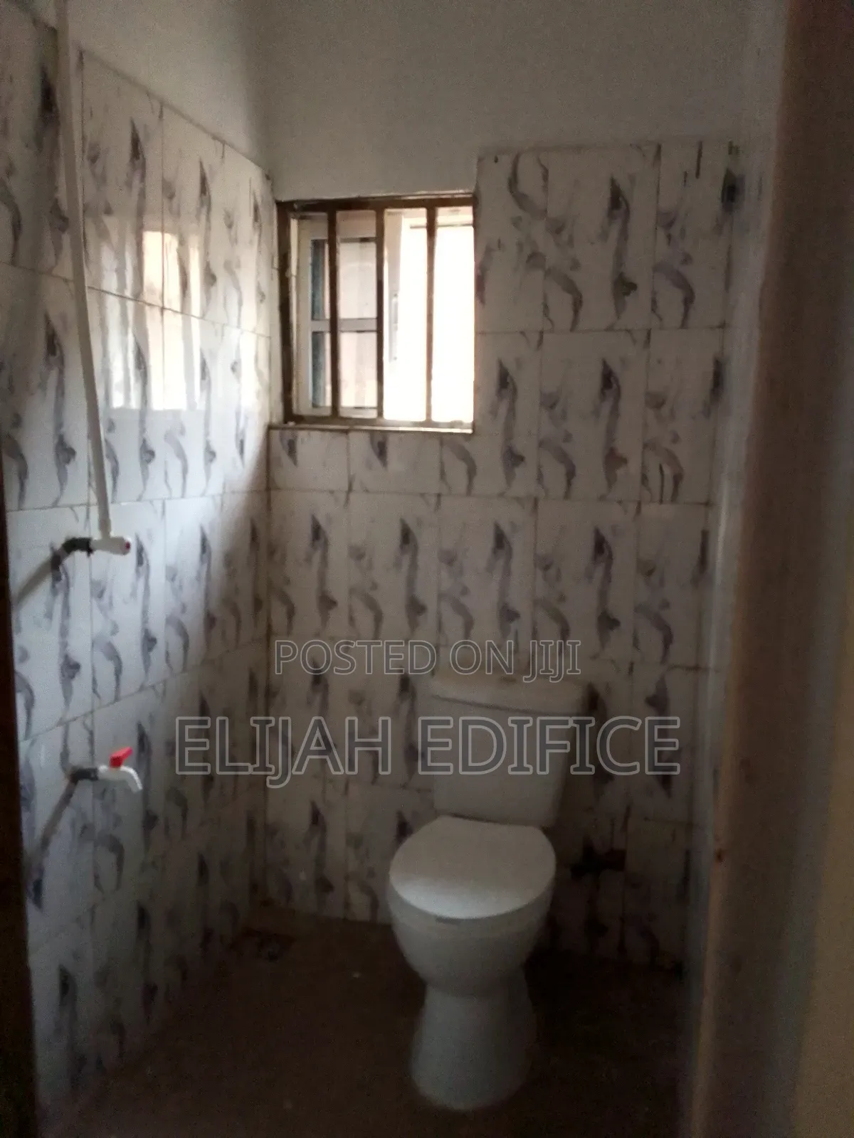 Furnished 1bdrm Block of Flats in First Gate, Ikorodu Garage for rent