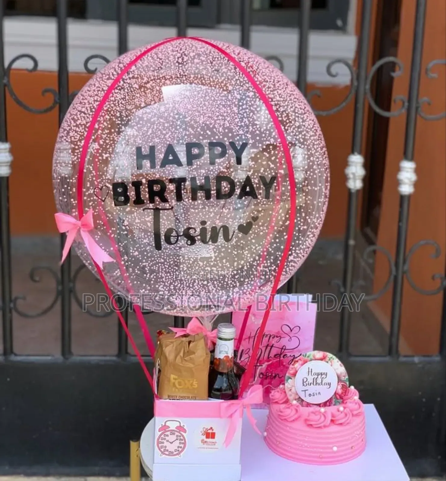 Lagos Vendor: Hot Air Ballon With Birthday Gifts