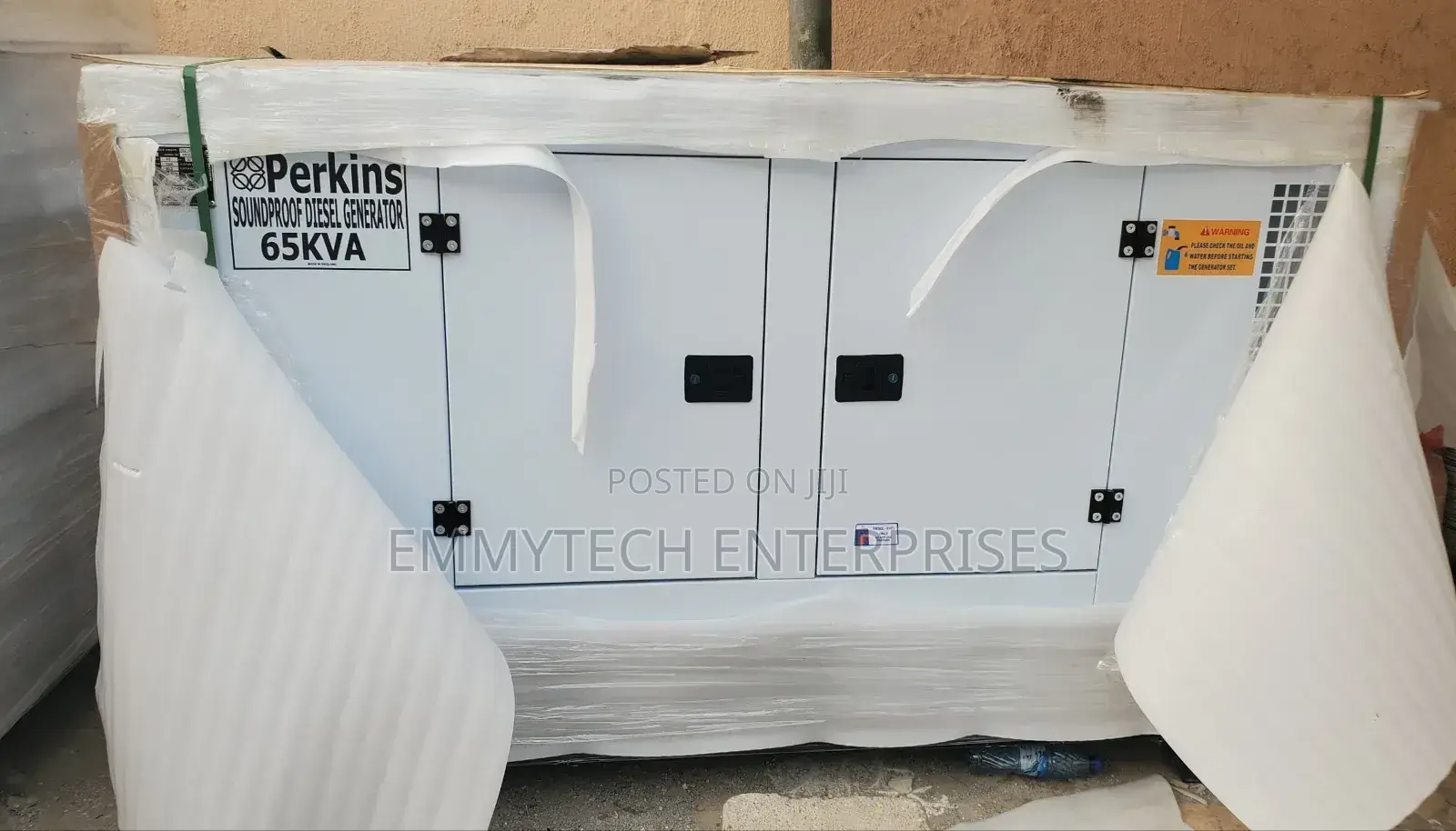 England Perkins Diesel Soundproof Generator Sp65kva 2years