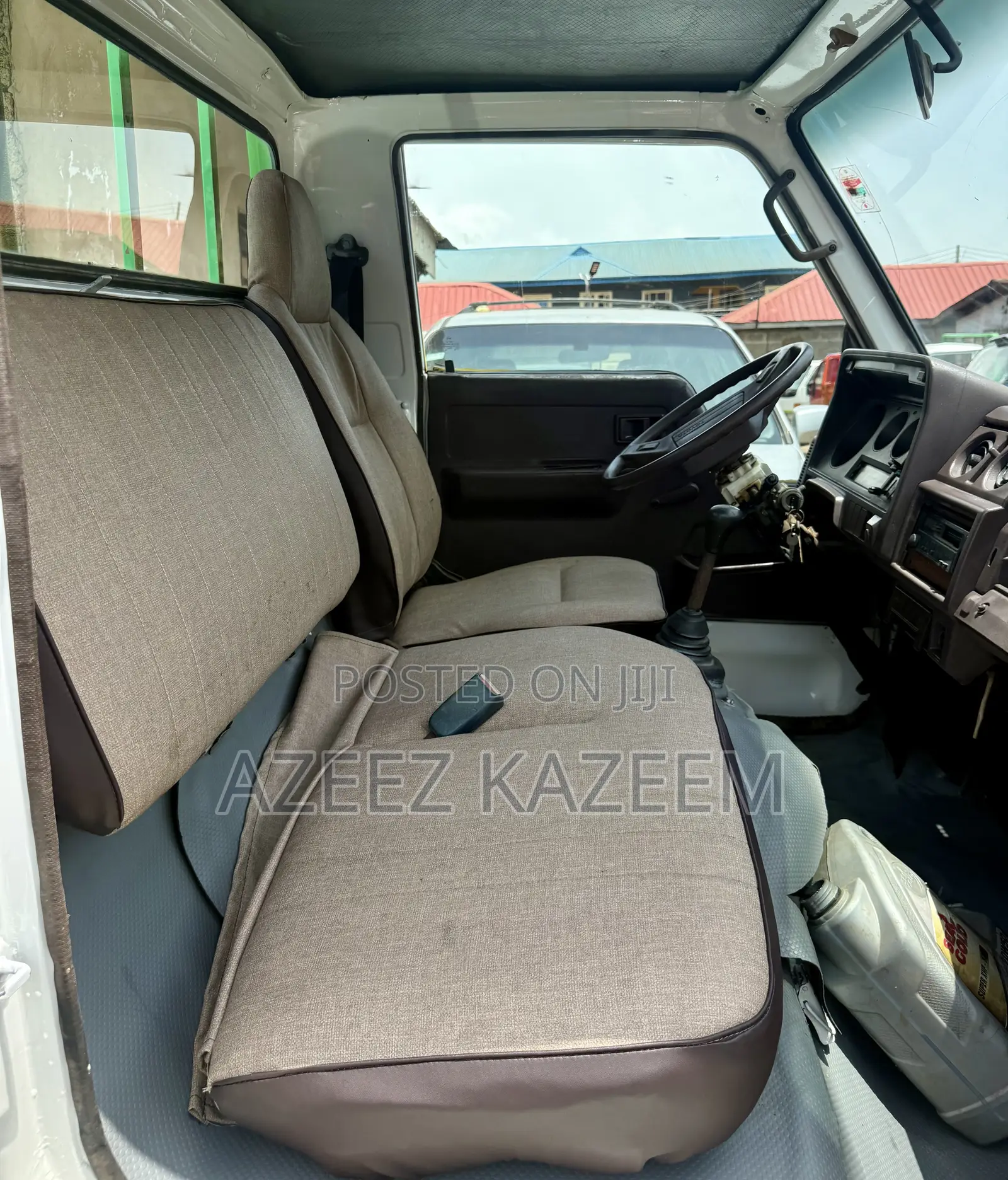 Toyota Dyna 200 Long Chasis