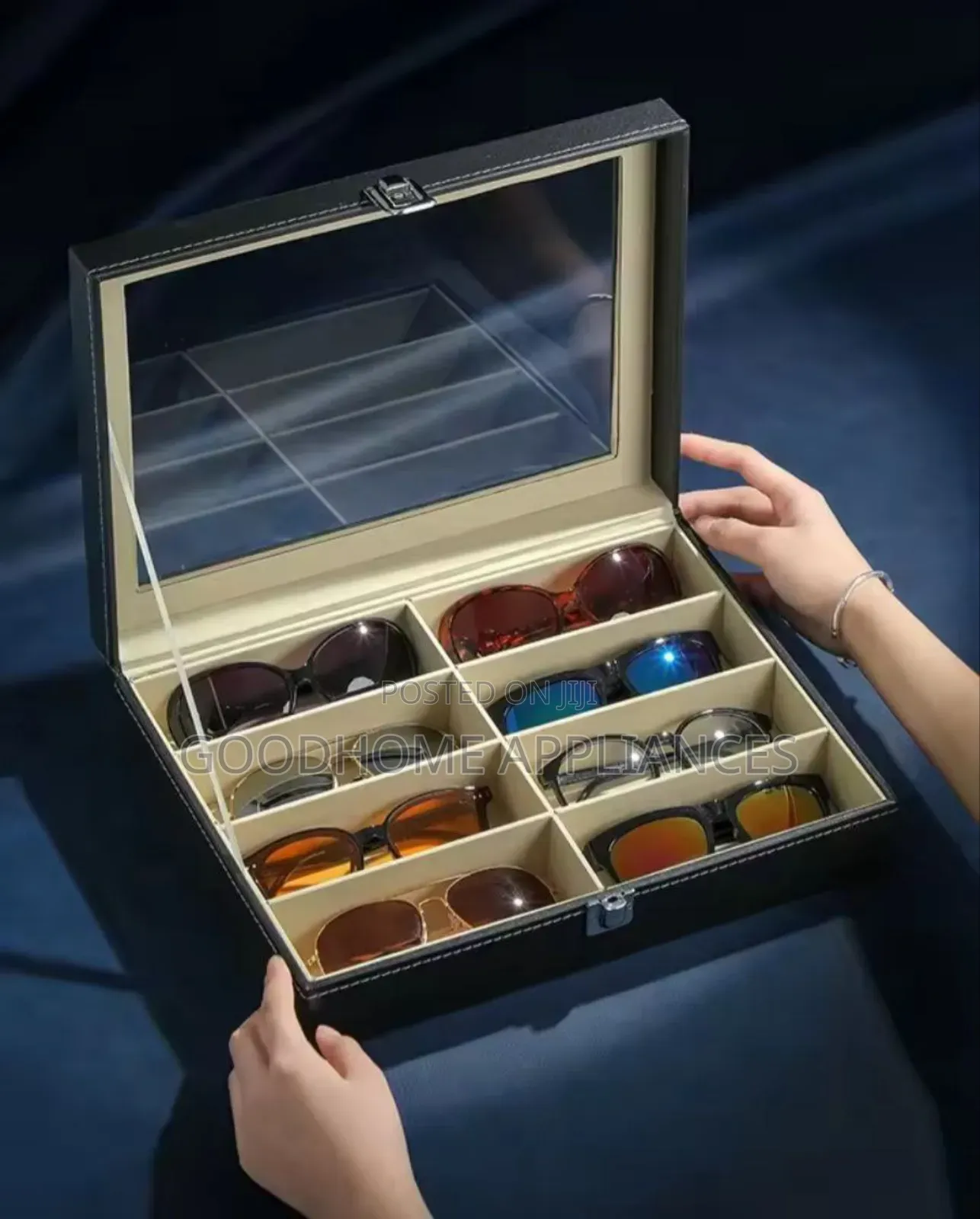 8 Grid Leather Multi Sunglasses Organizer